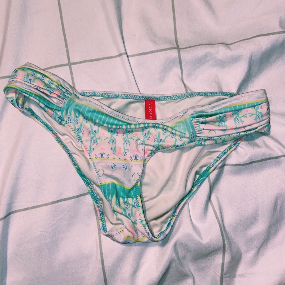 Victoria secret bikini bottoms